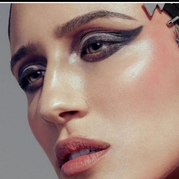 Kat Von D Modcon Liquid Gel Blush - Picture 5 of 8